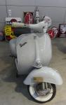 P1340832 Vespa.jpg