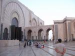 Vorplatz der Moschee