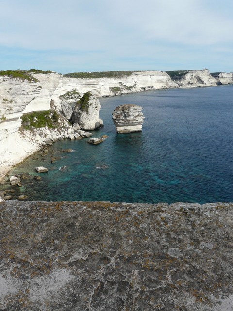 Steilküste Bonifacio mit le grain des sables