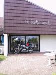 mini-21-Unterstellplatz Hotel Ibis Moulins.jpg