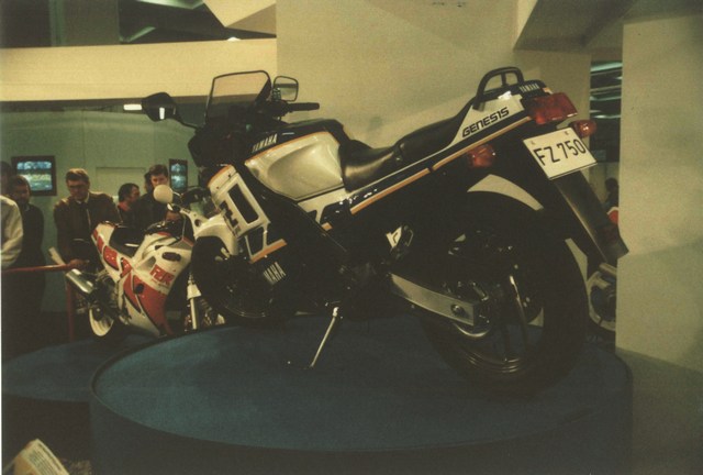 Yamaha Genesis FZ750